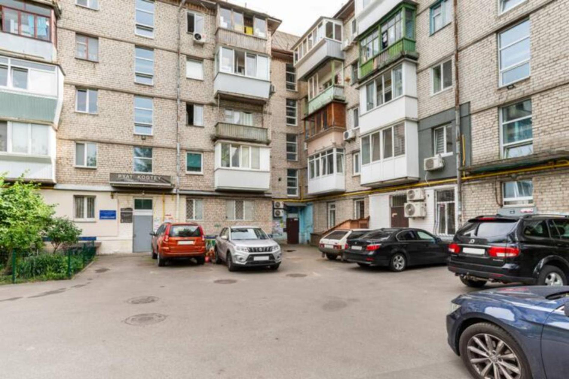 Затишна 2К Квартира З Усім Необхідним Для Життя Поряд З Метро Дарниця Kiev Ngoại thất bức ảnh